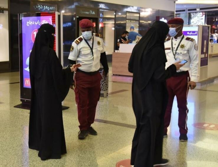 “التجارة”: اشتراط الجرعة التنشيطية لدخول الأسواق والمقاهي والمطاعم اعتبارًا من الغد