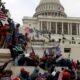 “ترامب” يدرس العفو عن مهاجمي الكابيتول في هذه الحالة