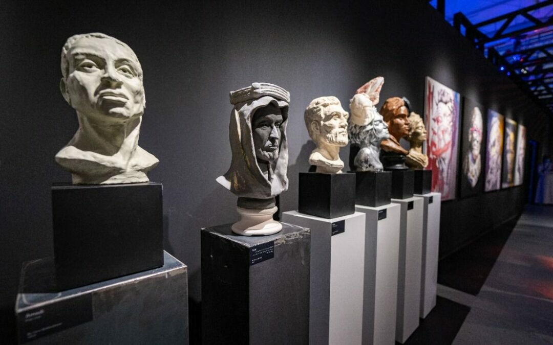 الفنون التشكيلية تجذب زوار “معرض نقوة” في موسم الرياض 2021