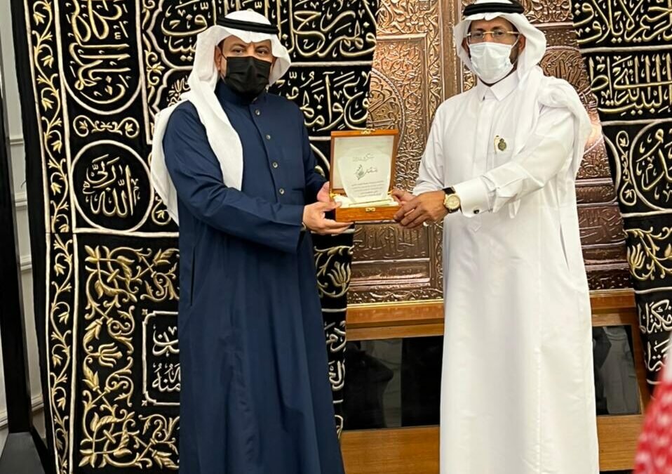مجمع الملك عبدالعزيز لكسوة الكعبة المشرفة يستقبل رئيس تحرير صحيفة عين الوطن والوفد المرافق له