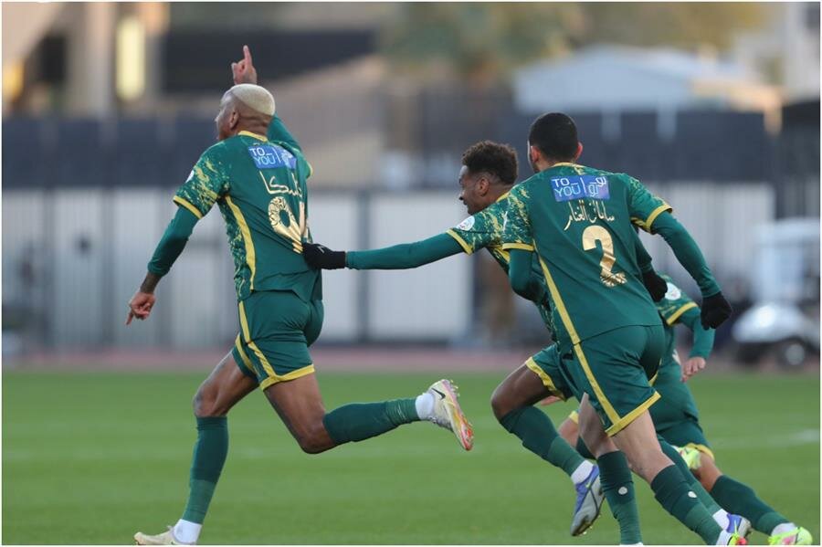 نيران “التعاون” الصديقة تمنح “النصر” وصافة الدوري