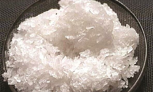 ضبط 450 جرامًا من إمفيتامين المخدر “الشبو” المخدر بحوزة مقيم يمني في جدة