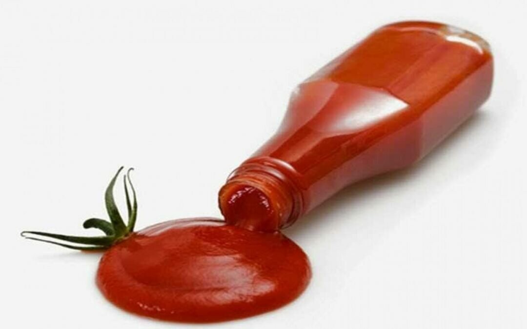 خبراء يحذرون من تناول الكاتشب لهذه الأسباب