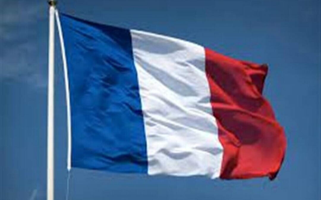 «منع بناء مساجد وتسمية الأطفال باسم محمد».. برنامج انتخابي لمرشح متطرف في دولة أوربية