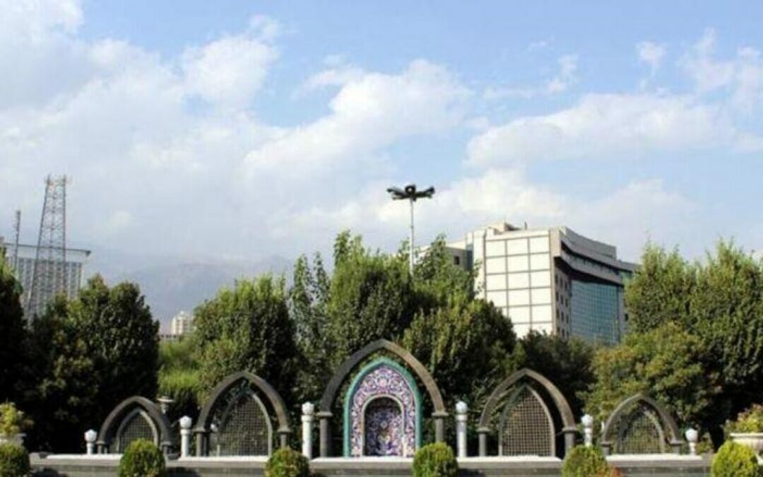 لمدة 10 ثواني.. اختراق التليفزيون الإيراني