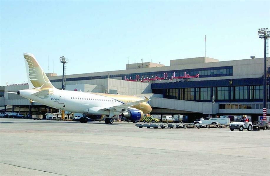 البحرين تلغي إلزامية فحص “PCR” قبل الصعود للطائرة لجميع القادمين إليها