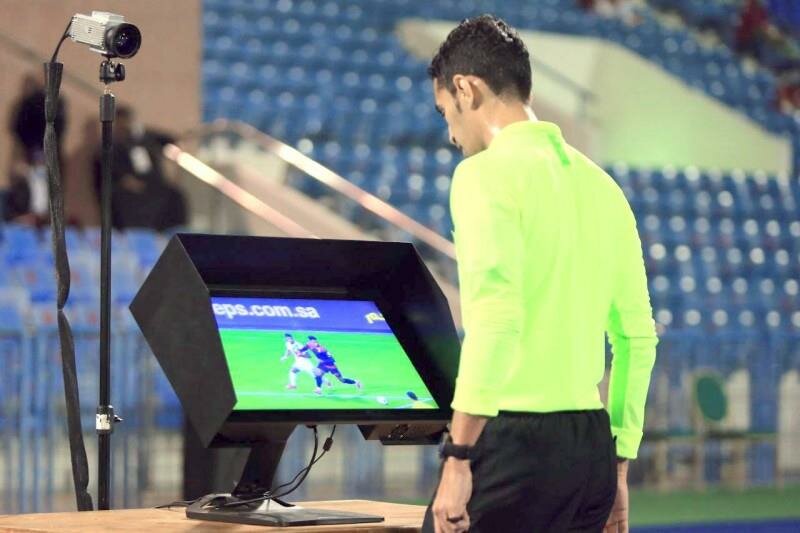 اتحاد الكرة يستبعد الـ”VAR” من مباريات دوري المحترفين.. ويحدد البديل