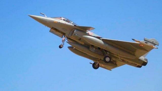 أول رد عسكري أوروبي على روسيا.. فرنسا تعلن نشر قوات فوق بولندا المجاورة لأوكرانيا