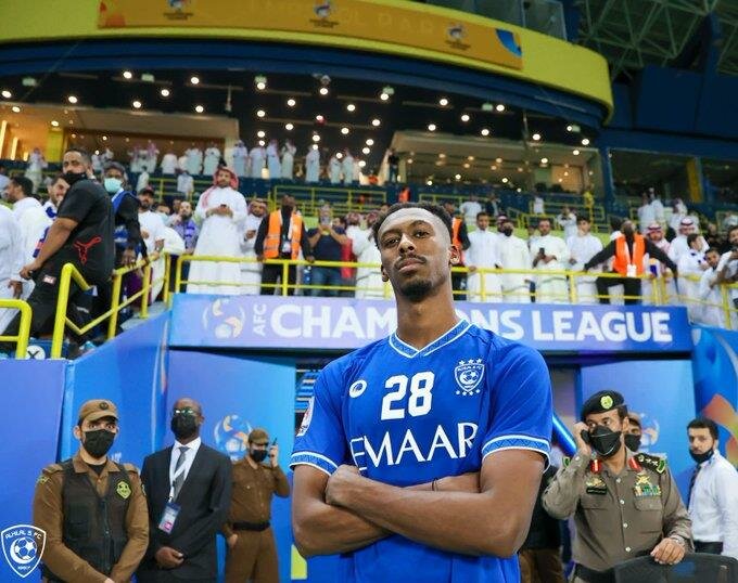 رسميًا.. “فيفا” يوقف لاعبي الهلال كنو وبيريرا