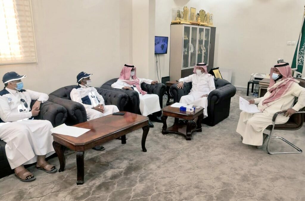 محافظ صامطة يلتقي بمشرف مشروع تعداد السعودية 2022م بمنطقة جازان