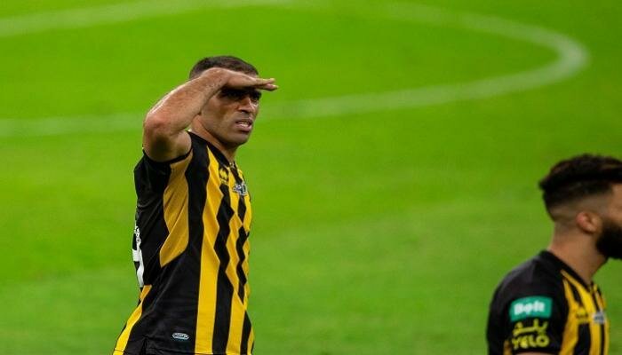 “الانضباط” تُغرم “حمدالله” و”كعكي” بسبب مباراة “النصر”