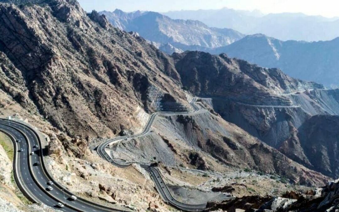 إغلاق مؤقت لطريق الهدا احترازيا في الاتجاهين بسبب الأمطار