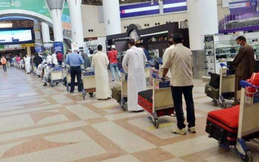 تعديل أوضاعهم أو مغادرة البلاد.. قرار مفاجيء لوافدي «الـ60» بالكويت