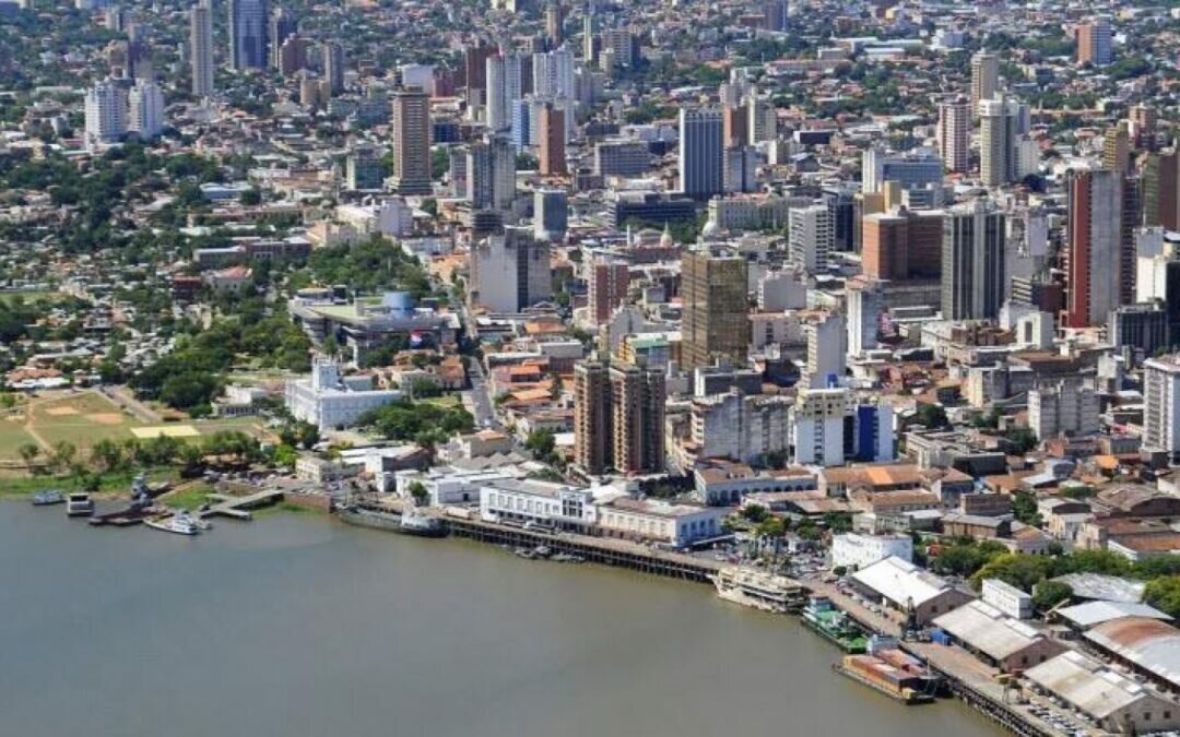 مخدرات وغسيل أموال .. إقالة وزير الداخلية في هذه الدولة