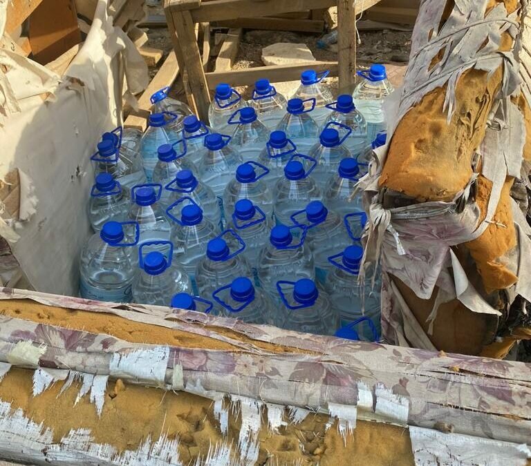 مصادرة أكثر من (400) عبوة زمزم مخالفة للاشتراطات الصحية بمكة