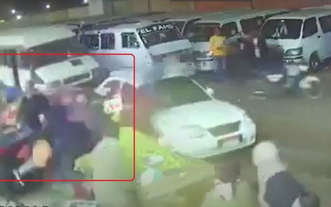 حادث مروع يثير ضجة عارمة في أشهر شوارع مصر