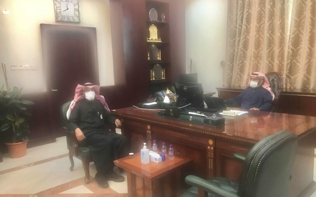 محافظ القربات يلتقي مدير جمرك الحديثه