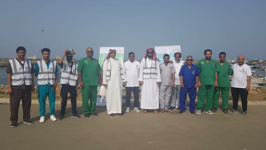 فرع البيئه بجازان ممثلاً بمركز أبحاث الثروة السمكية ينفذ أسبوع البيئة بجازان