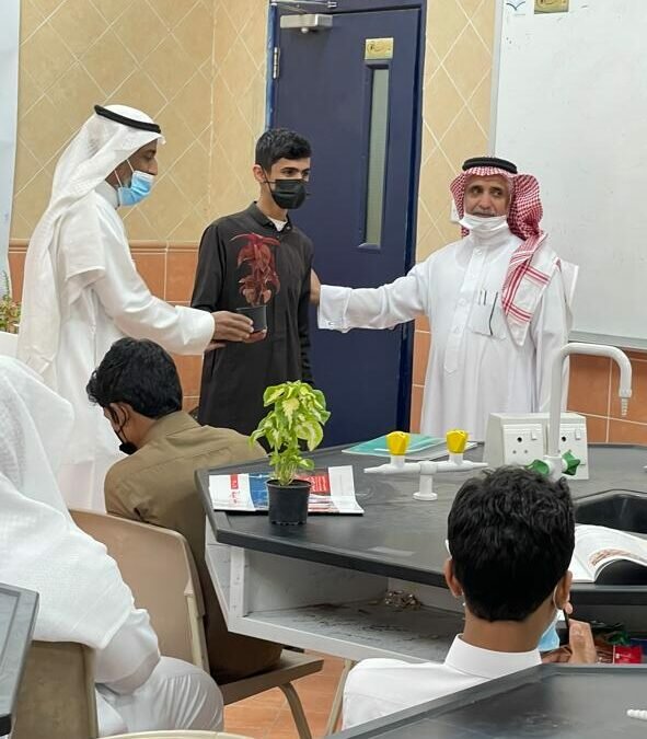 فعاليات متعددة في “أسبوع البيئة” 2022م ب”ثانوية الخليفي” بتعليم مكة