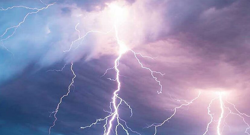 حالة الطقس المتوقعة: سحب رعدية ممطرة ورياح مثيرة للغبار على هذه المناطق