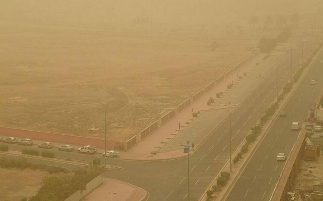 حالة الطقس المتوقعة: عاصفة ترابية ورياح وانعدام في الرؤية على هذه المناطق