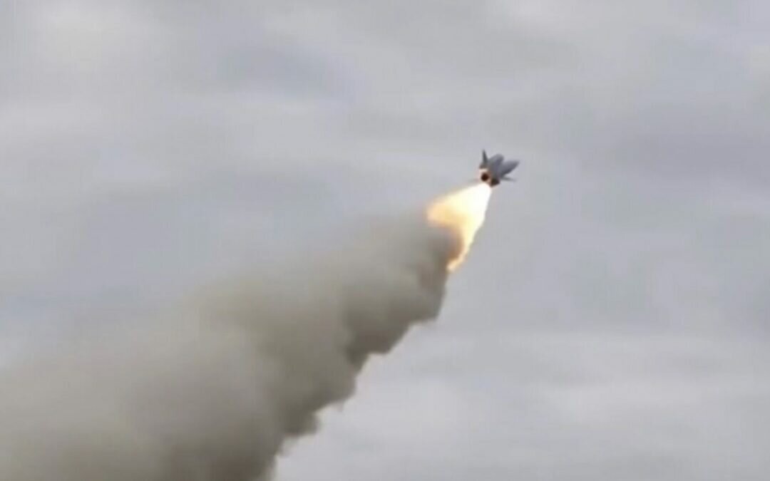 أثارت الخوف والهلع ثم تحطمت.. طائرة “مجهولة” فوق دول الناتو