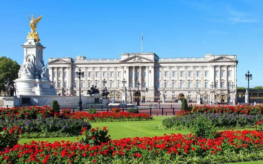 دخلت على خط الحرب.. قرار مفاجيء من ملكة بريطانيا بشأن روسيا