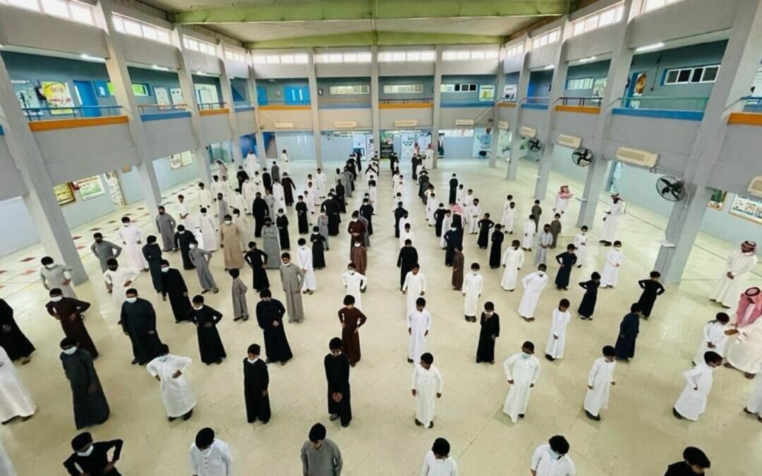 شاهد.. عودة الطابور الصباحي مع بداية الفصل الدراسي الثالث