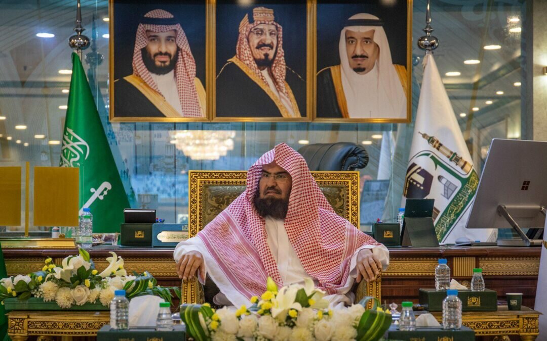 السديس يعلن نجاح خطة الرئاسة بالحرمين الشريفين في العشر الأوائل