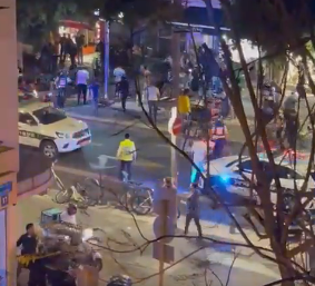 مـقتل 2 وإصابة 4 أشخاص في هجوم بتل أبيب (فيديو)