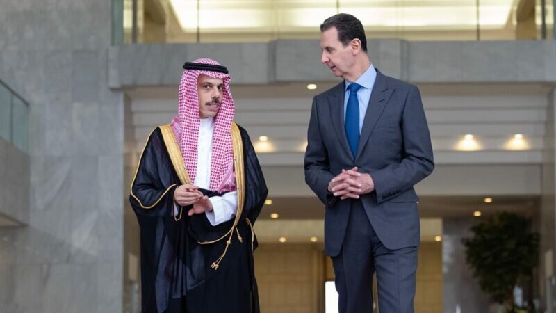 توافق سعودي – سوري على تسوية سياسية شاملة للأزمة وعودة سوريا لمحيطها