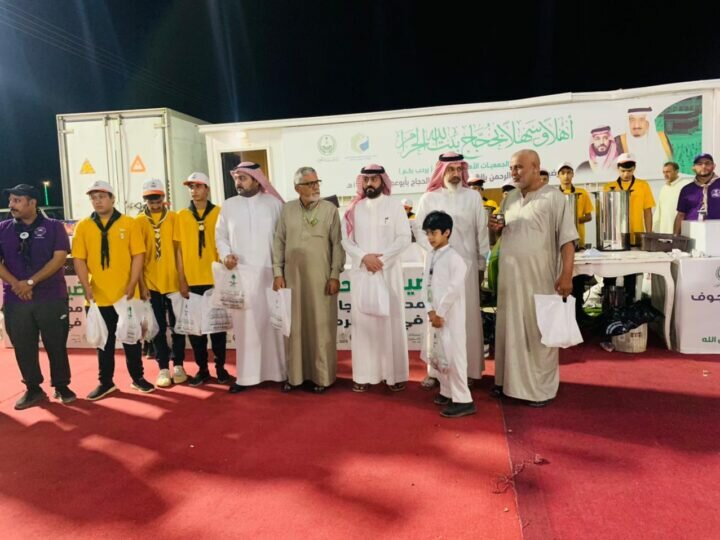 مدير مكتب التعليم بدومة الجندل يتفقد المعسكر الكشفي بمدينة الحجاج