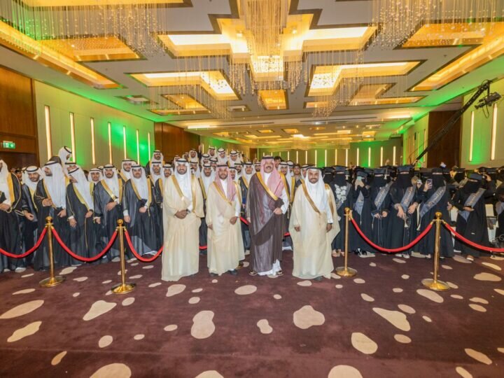 أمير حائل يرعى حفل التخرج الموحد للمنشآت التدريبية الحكومية والأهلية للعام ٢٠٢٣