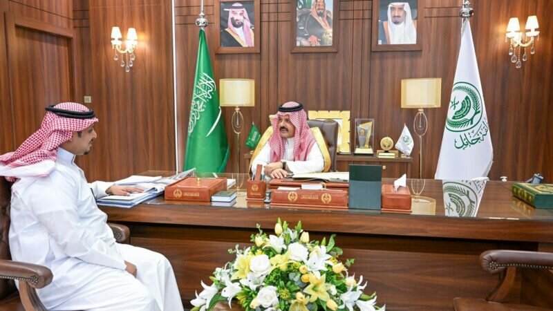 أمير حائل يطّلع على مؤشرات نسب الإنجاز للمشاريع والخدمات البلدية بالمنطقة