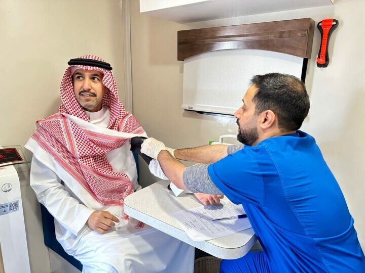 موارد وتنمية حائل يُقيم حملة التبرع بالدم لموظفيه تزامناً مع اليوم العالمي
