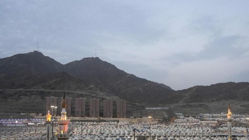 مشعر منى يحتضن ضيوف الرحمن وسط منظومة متكاملة من الخدمات
