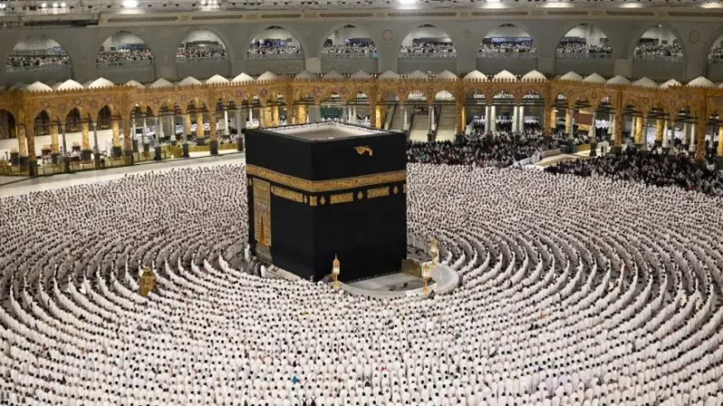 إيقاف إصدار تصاريح العمرة ووزارة الداخلية تمنع حاملي تأشيرة الزيارة من دخول مكة والبقاء فيها