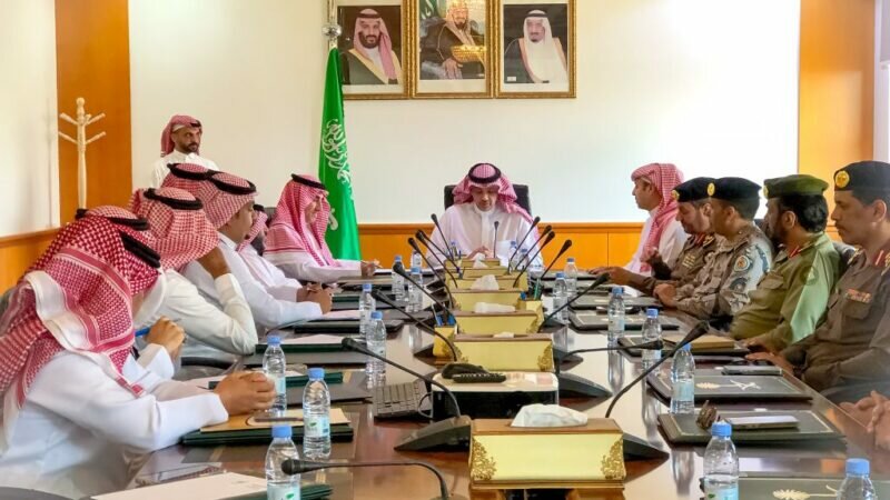 محافظ ينبع يؤكّد أهمية توفير الطاقات كافة لتقديم أفضل الخدمات لضيوف الرحمن