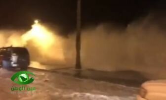 الأرصاد توضح علاقة مقطع هيجان البحر بكورنيش جدة